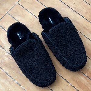 Vionic Caressa Comfort Slide-On Closed Toe Mule Slippers NWOB